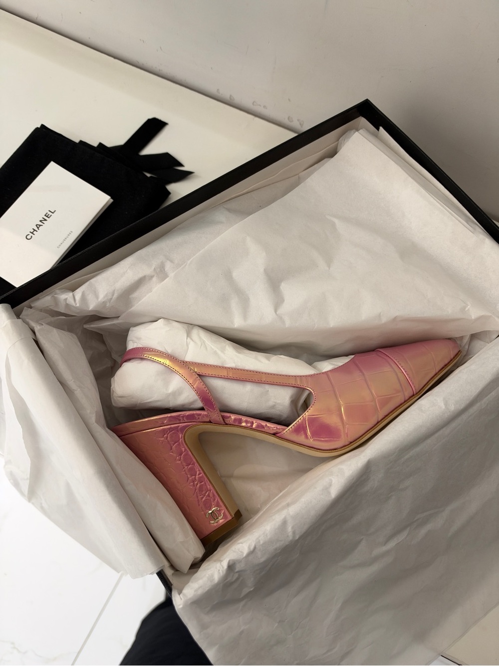 Chanel Pink Croc Embossed Slingback Pumps | Size 39C - Picture 9 of 12